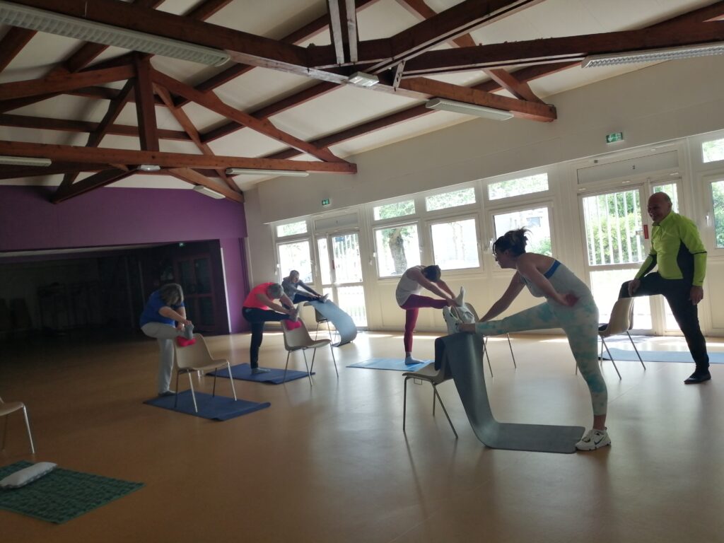 MARDI  12H30 13H30  ÉTIREMENTS