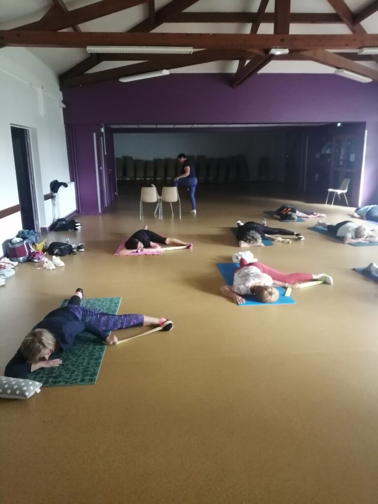 MARDI  12H30 13H30  ÉTIREMENTS